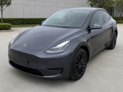 Tesla Model Y Rear-Wheel Drive - ფოტო 1