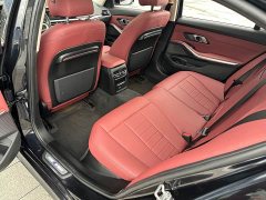 BMW 3 Series 320Li M Sport Package - ფოტო 17