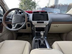 Toyota Prado (Imported) 4.0L Automatic - ფოტო 8