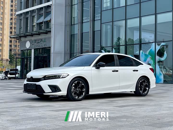 Honda Civic 240TURBO CVT Fuel Dynamic Edition