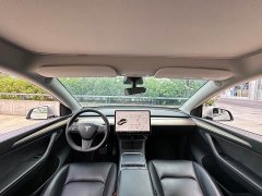Tesla Model Y Standard Range RWD - ფოტო 15