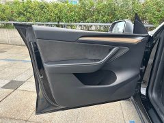 Tesla Model Y Standard Range RWD - ფოტო 16