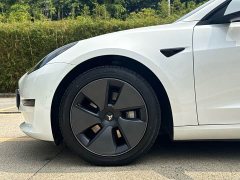 Tesla Model 3 Rear-Wheel Drive - ფოტო 13