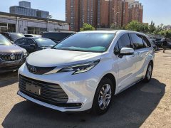 Toyota Sienna 2024 2.5L Hybrid AWD Premium - ფოტო 1