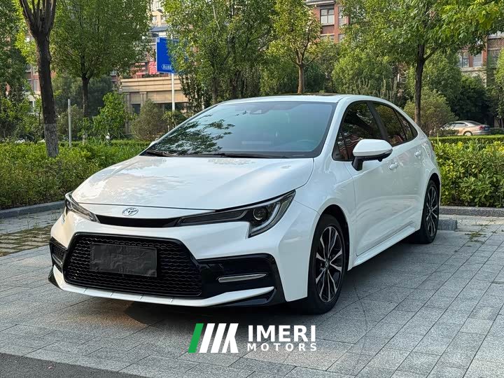 Toyota Corolla 1.8L CVT Sport - ავტომობილი ჩინეთიდან