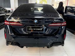 BMW 5 Series 530Li Luxury Edition - ფოტო 3