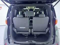 Toyota Alphard Hybrid 2.5L Premium Edition - ფოტო 12