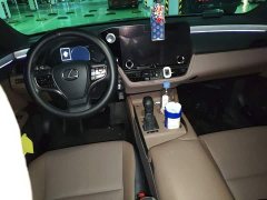 Lexus ES 200 Premium Edition - ფოტო 5