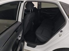 Hyundai Elantra 2020 1.6L Automatic GL Deluxe Edition - ფოტო 11