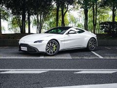 Aston Martin V8 Vantage 2018 4.0T V8 Coupe - ფოტო 2