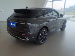 Lincoln Adventurer 2023 2.0T AWD Prestige - ფოტო 3