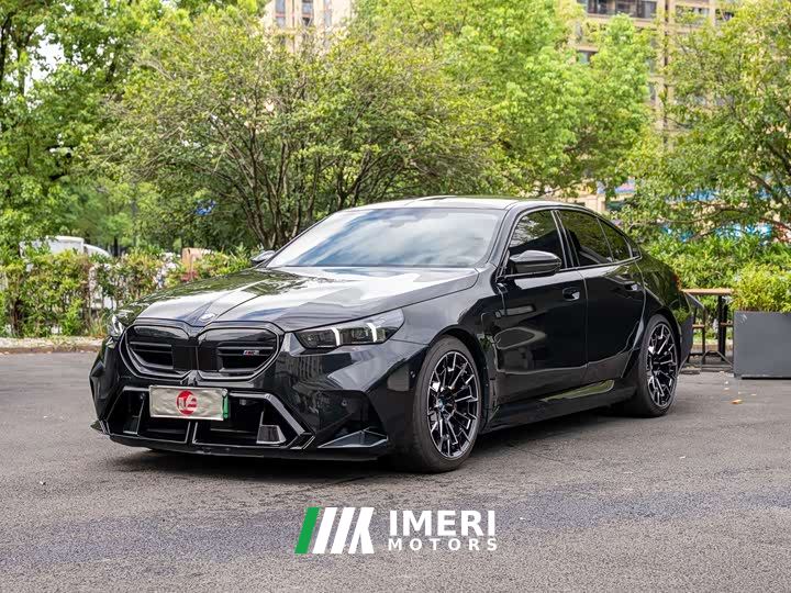 BMW M5 New Energy M5