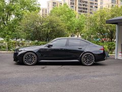 BMW M5 New Energy 2025 M5 - ფოტო 3