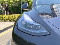 Tesla Model Y Rear-Wheel Drive - ფოტო 13