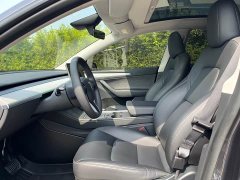 Tesla Model Y Rear-Wheel Drive - ფოტო 4