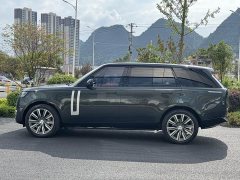 Land Rover Range Rover 2023 3.0L V6 400PS Genesis Extended Wheelbase - ფოტო 3