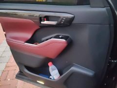 Toyota Crown Venza 2.5L HEV AWD Premier - ფოტო 7