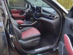 Toyota Crown Venza 2.5L HEV AWD Premier - ფოტო 8