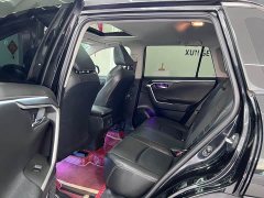 Toyota Venza 2.0L CVT FWD Luxury - ფოტო 10