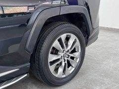 Toyota Venza 2.0L CVT FWD Luxury - ფოტო 8