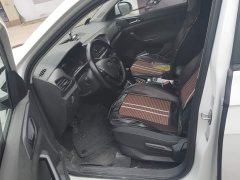 Volkswagen T-Cross 2020 1.5L Automatic Wind Edition - фото 9