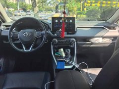 Toyota Venza 2.0L CVT FWD Luxury - ფოტო 13