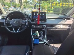 Toyota Venza 2.0L CVT FWD Luxury - ფოტო 16