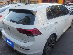 Volkswagen Golf 2021 280TSI DSG Pro - ფოტო 3