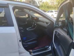 Toyota RAV4 2023 2.0L CVT FWD Urban Edition - ფოტო 8