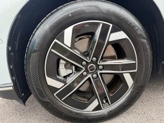 Volvo XC70 Plug-in Hybrid 2026 Two-Wheel Drive Long Range Core - ფოტო 14