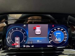Volkswagen Golf 2023 280TSI DSG R-Line - ფოტო 10