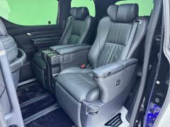 Lexus LM 2020 300h 7-Seater Elegant Edition - ფოტო 5