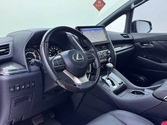 Lexus LM 2020 300h 7-Seater Elegant Edition - ფოტო 7