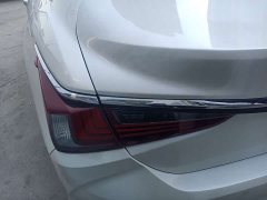 Lexus ES 200 Premium Edition - ფოტო 10