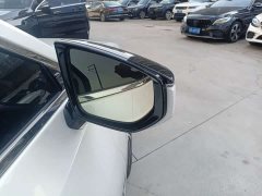 Lexus ES 200 Premium Edition - ფოტო 11