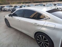 Lexus ES 200 Premium Edition - ფოტო 6