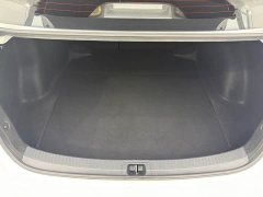 Toyota Corolla 1.8L CVT Luxury - ფოტო 17