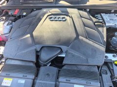 Audi Q7 55 TFSI quattro S line Sport - ფოტო 10
