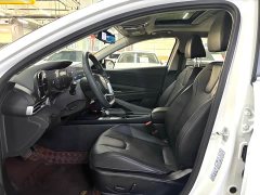 Hyundai Elantra 2022 1.5L CVT Luxury - ფოტო 6