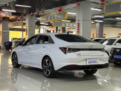 Hyundai Elantra 2022 1.5L CVT Luxury - ფოტო 8