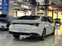 Hyundai Elantra 2022 1.5L CVT Luxury - ფოტო 9