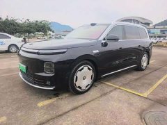 Leapmotor D19 Extended Range 500 Deluxe Edition Six-Seater - ფოტო 1