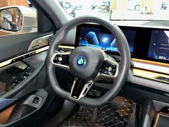 BMW i5 eDrive 35L Premium M Sport Package - ფოტო 10