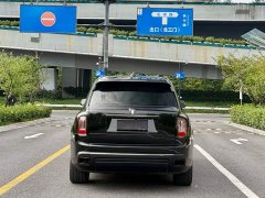 Rolls-Royce Cullinan 2020 Black Badge - ფოტო 8