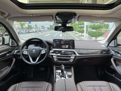 BMW 5 Series New Energy 535Le Luxury Package - ფოტო 11