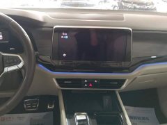 Volkswagen Viloran 380TSI Prestige - ფოტო 13