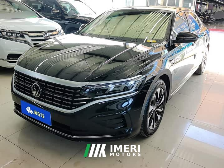Volkswagen Passat 330TSI Elite - ავტომობილი ჩინეთიდან