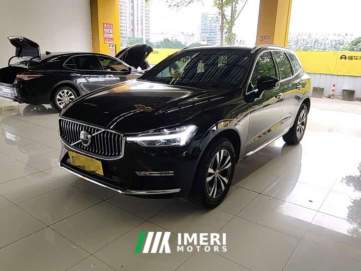 Volvo XC60 B5 AWD Smart Luxury Edition