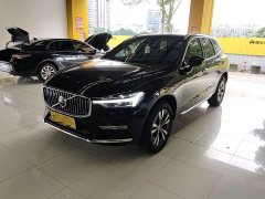Volvo XC60 B5 AWD Smart Luxury Edition - ფოტო 1