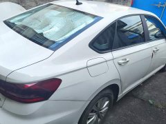 Volkswagen Lavida 1.5L Automatic Fashion Edition - ფოტო 3